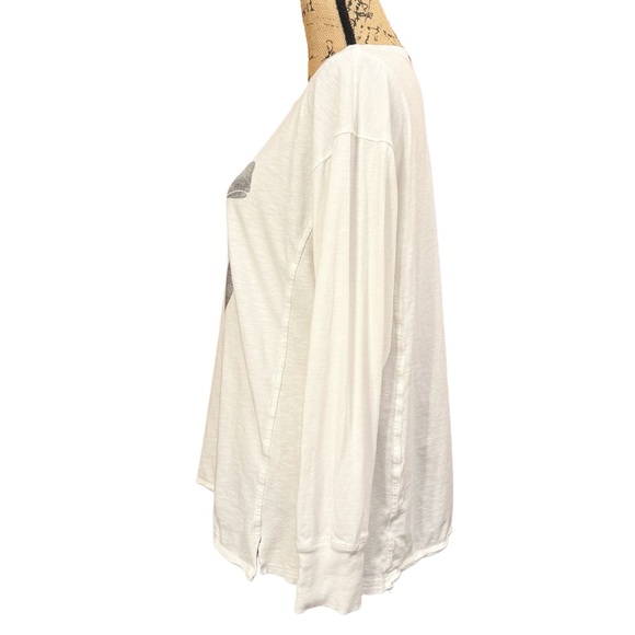 Aerie Off White Long Sleeve Oversized Bow Graphic Boyfriend T Shirt Size Small - Picture 4 of 8